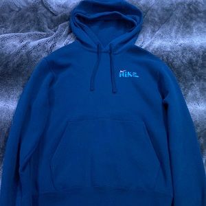 Small Men’s Nike Hoodie